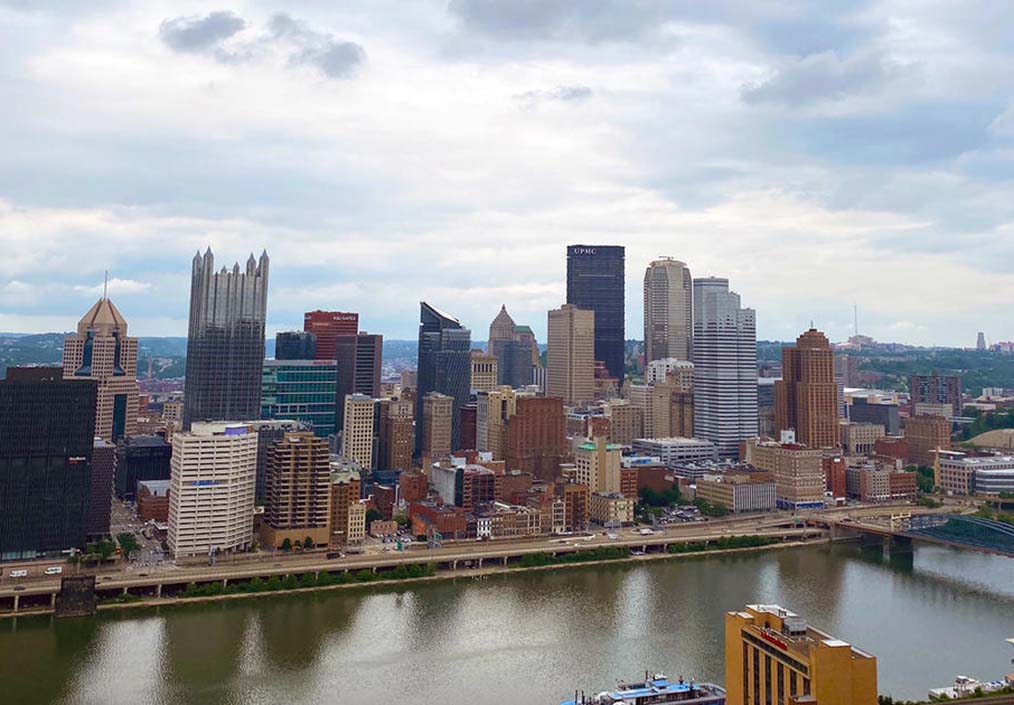 Navigating Pittsburgh Like a Local: Essential Tips for a Smart Traveler